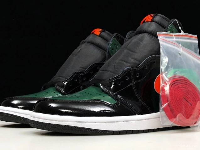 Jordan Retro 1 OG High Air Black Orange-Fir Team x SoleFly AV3905-038 0718